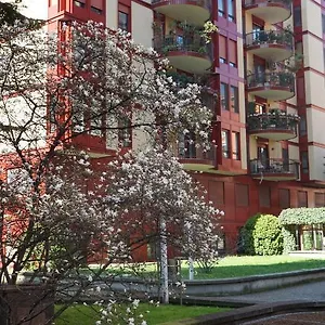Apartment Danae, Milan