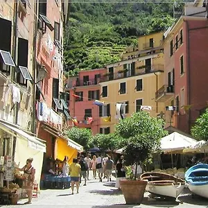Chiostro , Vernazza Italie